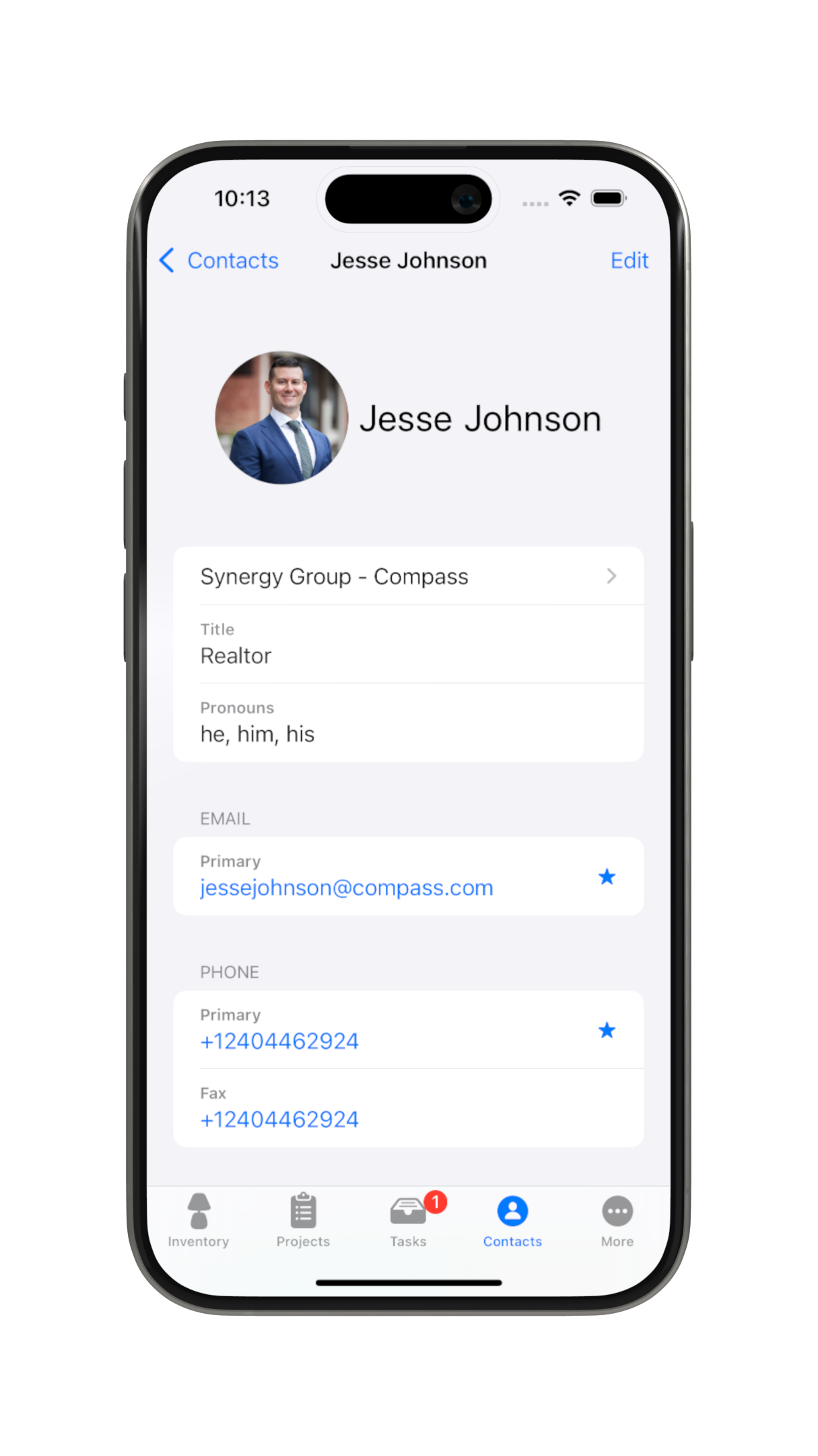 Stager app's contact detail page